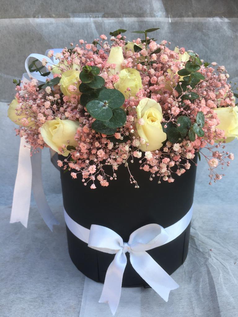 Beautiful blossoms delivery,
Flower arrangements online,
Sector 97, Noida,
Fresh flower delivery,
Stunning flower bouquets,
Same-day flower delivery,
Floral gifts in Noida,
Special occasion flowers,
Florist in Sector 97,
Online flower shop Noida